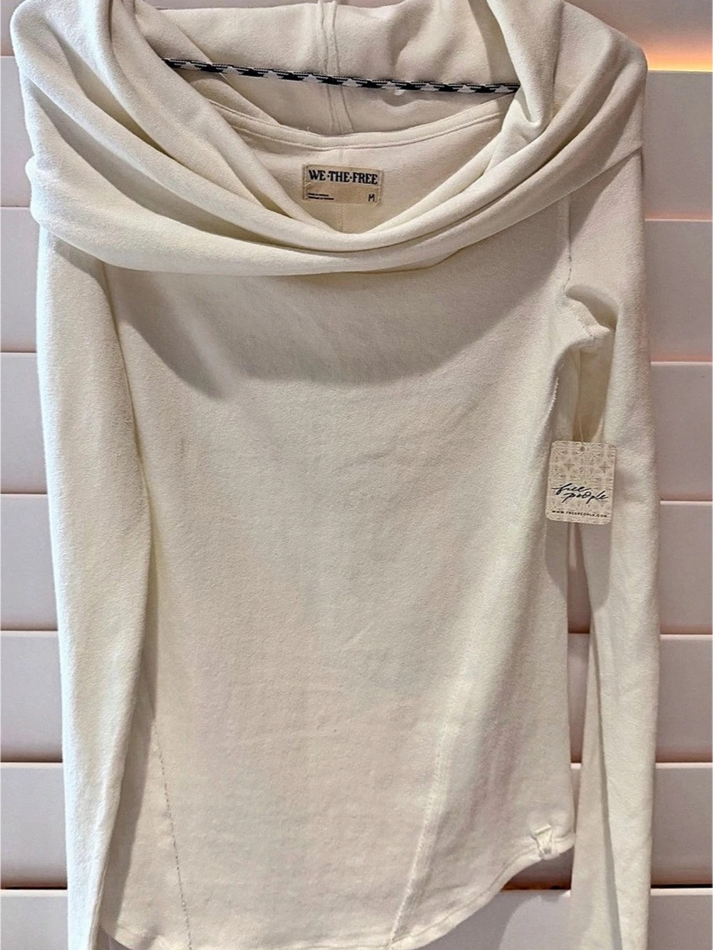 We The Free Cowl Neck Long Sleeve Top in White Size Medium NWT